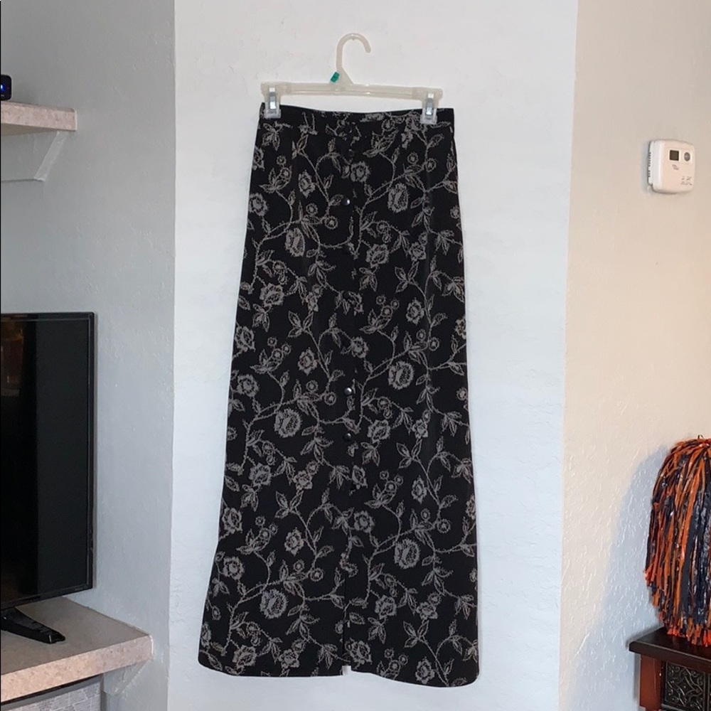 Geoffrey Beene Black Floral Maxi Skirt